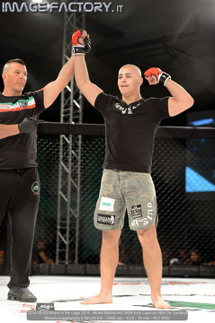 2014-05-03 Milano in the cage 2014 - Mixed Martial Arts 0454 Iurie Lapicus-Vitor De Santana